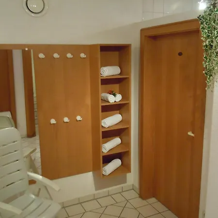 Lugerhof Hotel 2*