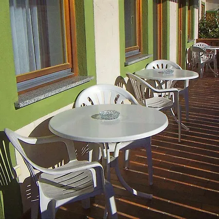 Lugerhof Hotel 2*