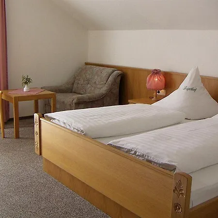 Hotel Lugerhof 2*