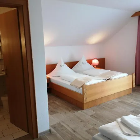 Lugerhof Hotel 2*