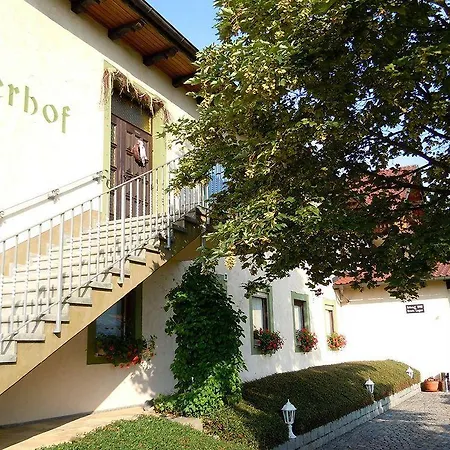 Hotel Lugerhof 2*