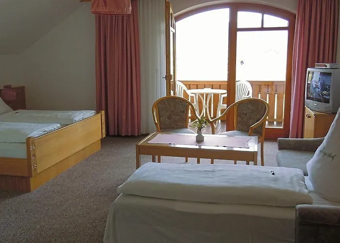 Hotel Lugerhof 2*